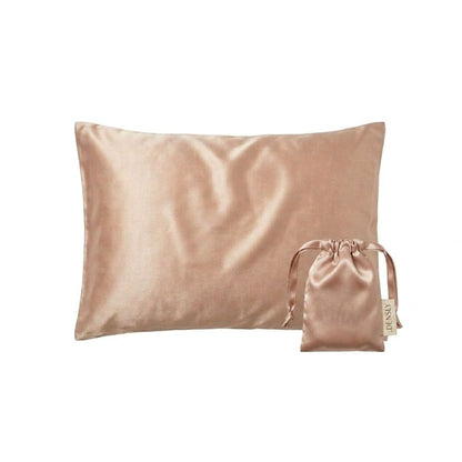 Taie d'oreiller en satin champagne DENSLY avec pochette assortie pour une routine cheveux anti-casse.
